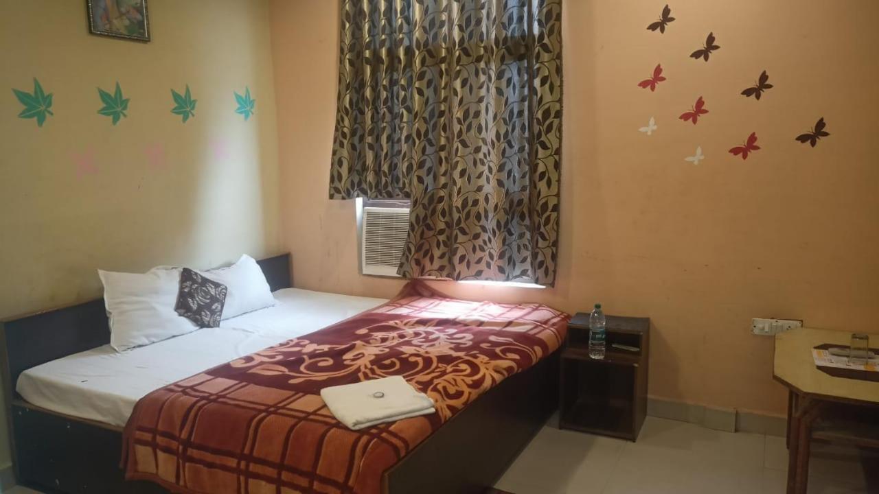 Hotel Shyam Utsav Mirzapur Экстерьер фото